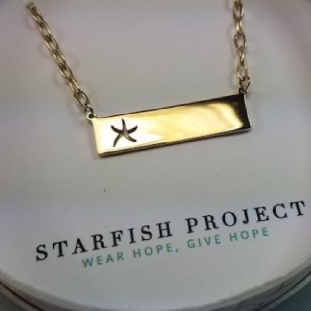 NIB Starfish Project Gold Bar Necklace